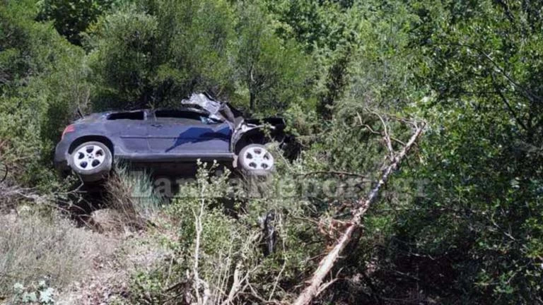 Απίστευτο! Ηλικιωμένος έριξε το αμάξι στο γκρεμό – Σώθηκε από θαύμα!- Δείτε τις εικόνες